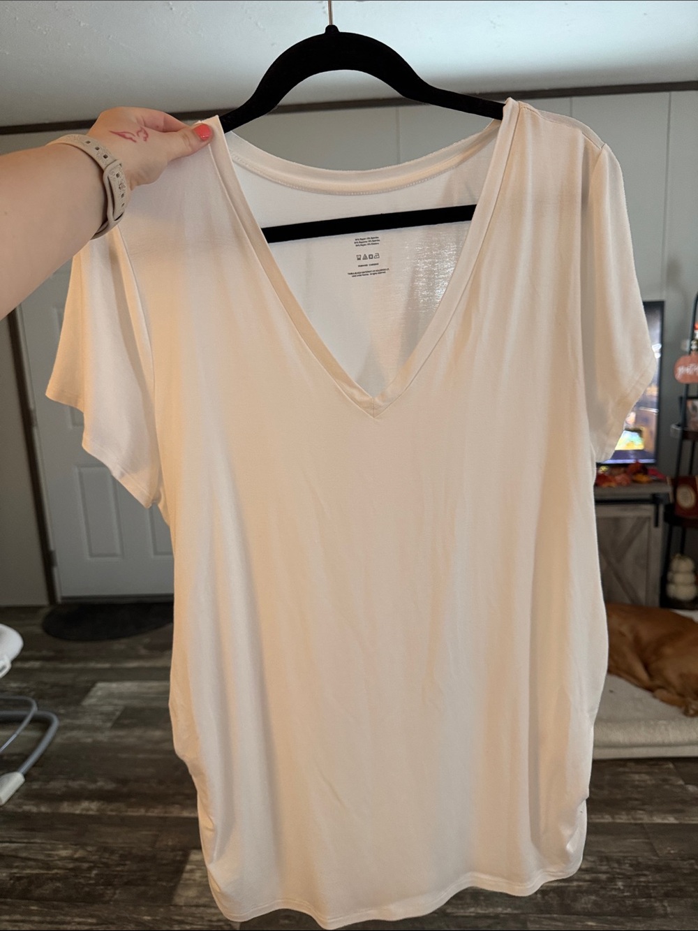 Motherhood Maternity White V-Neck Short Sleeve Tee
